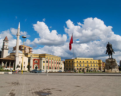 Tiran-Arnavutluk 