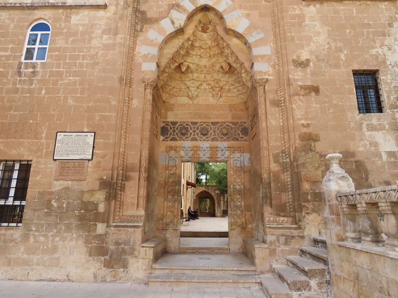 Mardin gezilecek yerler Latifiye Camii